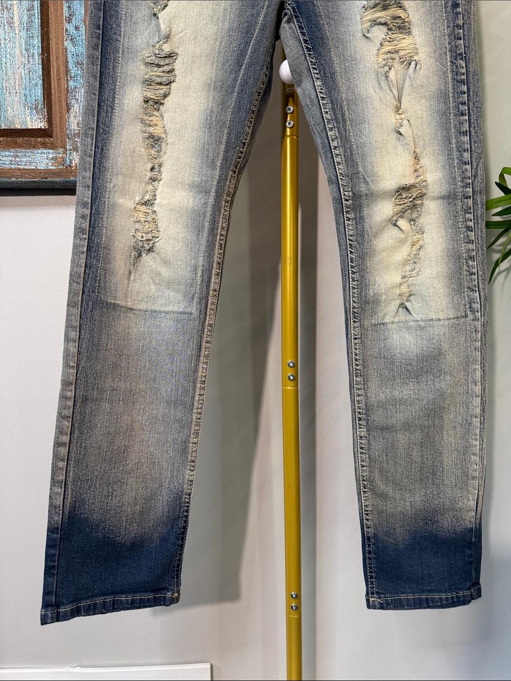 SOC moto Slim Straight Distressed Jeans in Faded Blue ombré 36 - Picture 6 of 15
